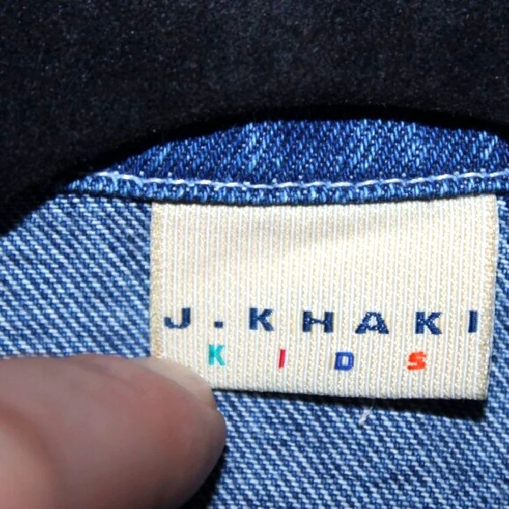 J. Khaki khaki kids